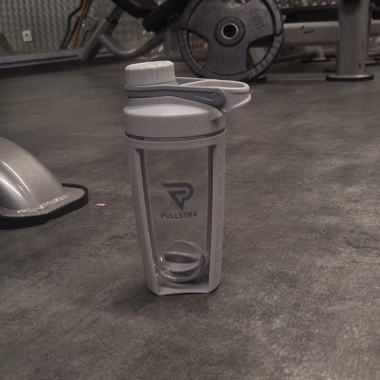 Shaker Pullstra Gris 500ml Situation 1