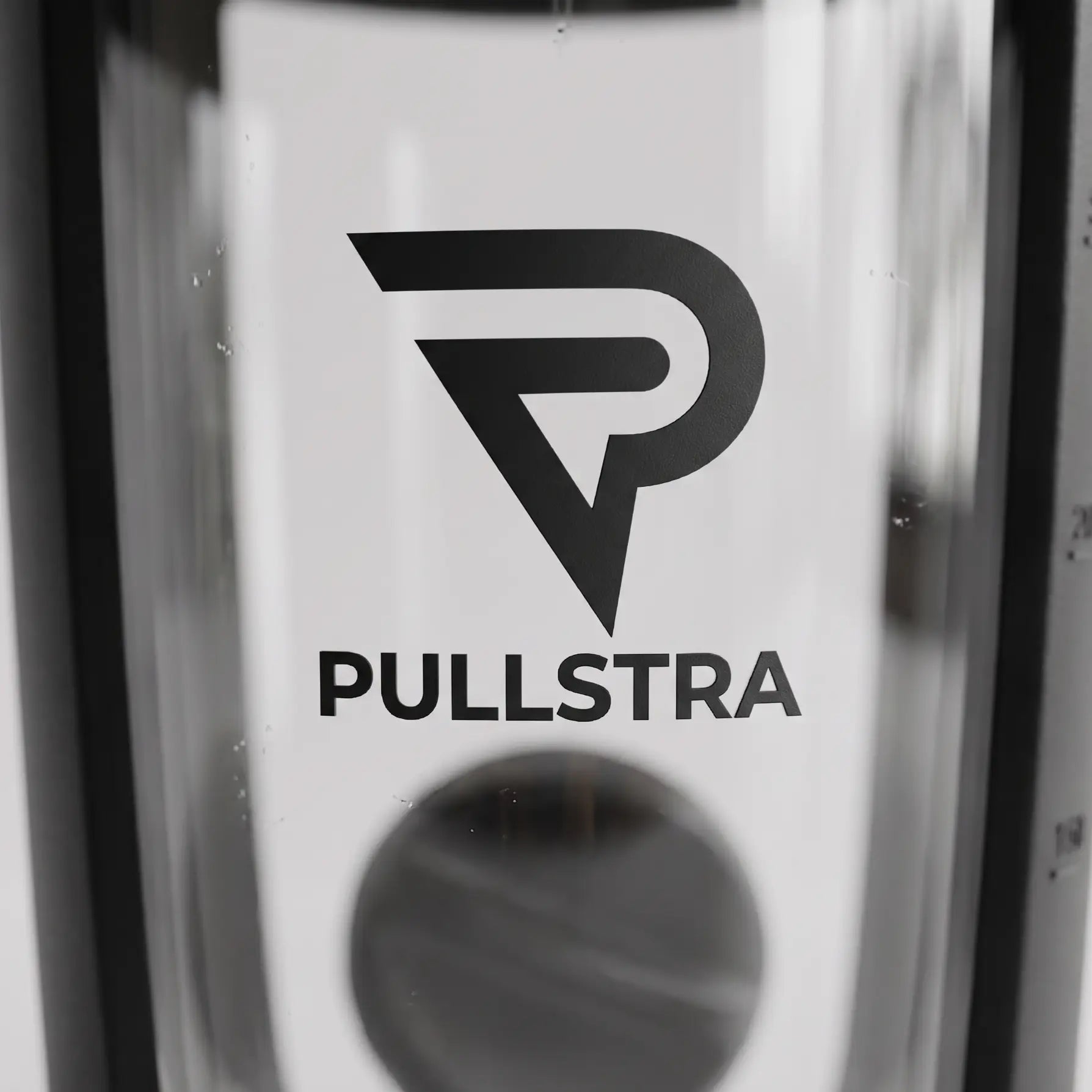 Shaker Pullstra Noir 500ml zoom logo